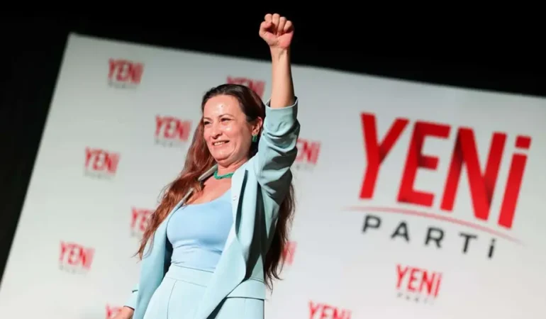 Ilksen-Ozalper-Gozaltinda-Yeni-Parti-Manisa-Il-Baskani-featured