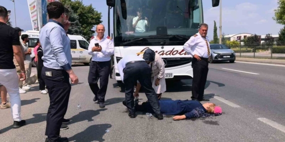 Inegol8217de-sehirlerarasi-otobusun-carptigi-kadin-agir-yaralandi-featured