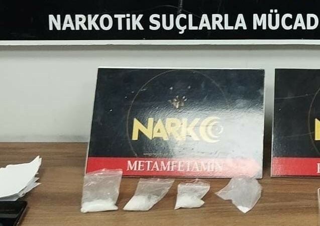 Inegol8217de-uyusturucu-kacma-girisimi-polis-tarafindan-sonlandirildi-featured