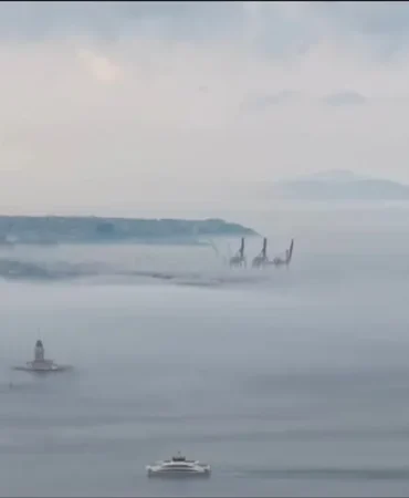 Istanbul-sisle-ortuldu-Bogaz-trafigi-durdu-vapurlar-iptal-edildi-featured