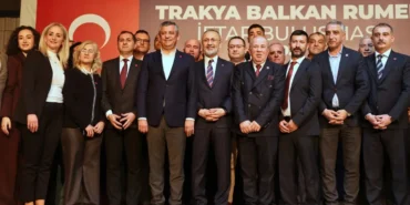 Istanbul8217da-bir-belediye-baskani-daha-Yeni-Parti8217ye-gecmiyorum-featured