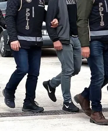 Izmir8217deki-yolsuzluk-sorusturmasinda-yeni-gelisme-Agbaba8217nin-agabeyi-de-gozaltinda-featured