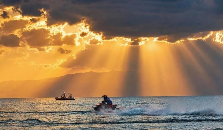 Iznik8217te-MotoSurf-ve-Sujeti-Sampiyonasi-2.-Ayagi-Yapildi-featured