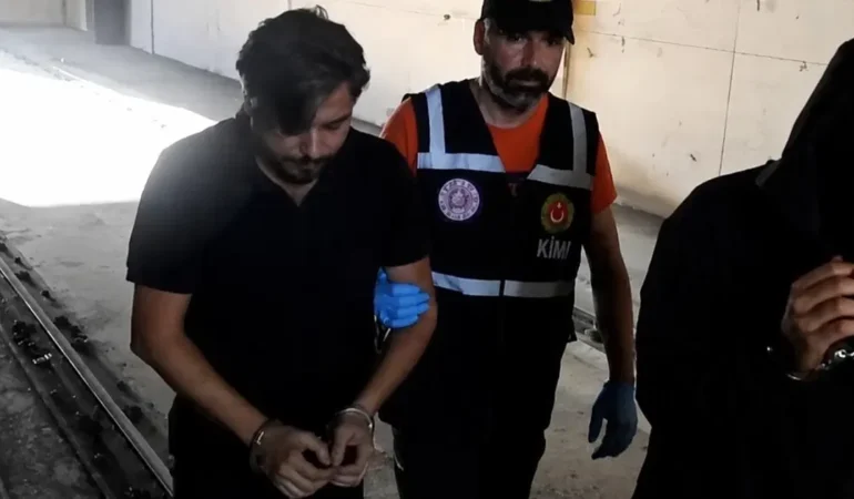 Kapikule8217de-YouTuber-Arif-Kocabiyik-dorseden-yakalandi-featured