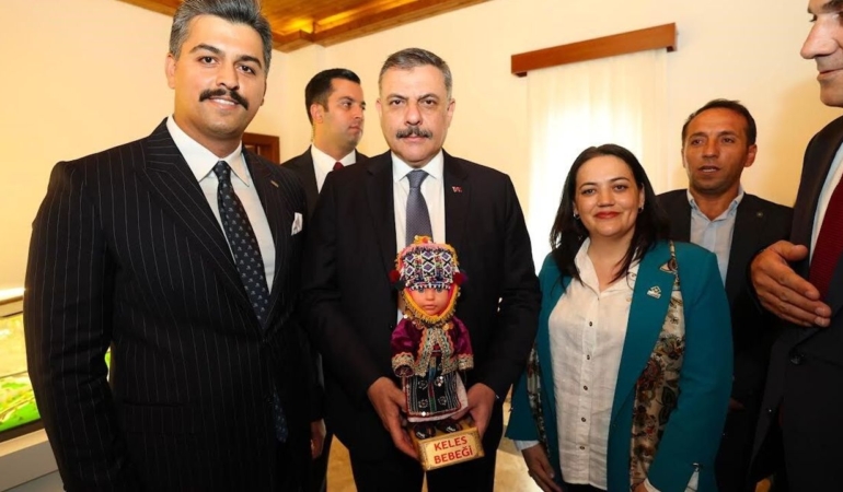 Keles-Bebegi-Malazgirtte-Bakan-Mustafa-Ciftciye-sunuldu-featured