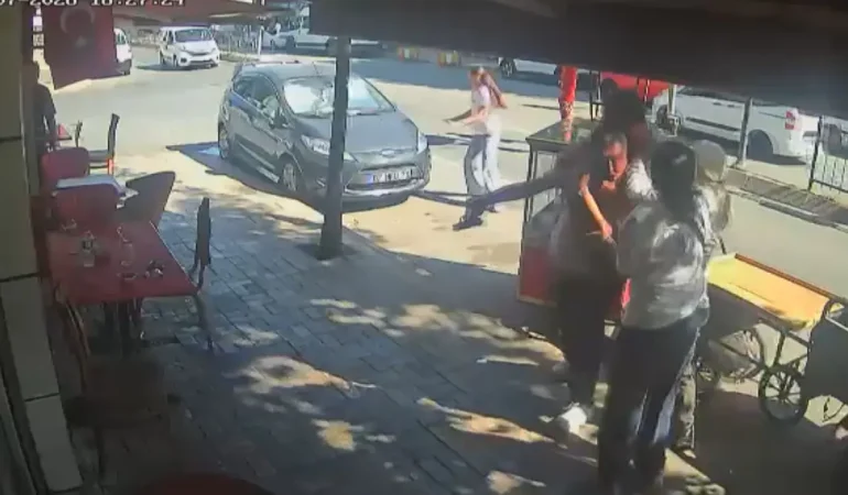 Laf-Atma-Kavgasinda-Bir-Kisi-Oldu-Kamera-Goruntuleri-Ortaya-Cikti-featured