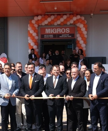 Migros-Yenisehir8217de-Meyve-Sebze-ve-Sarkuteri-merkezini-acti-featured