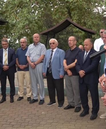 Molla-Arap-Hazretleri-icin-Bursa8217da-495inci-yil-anmasi-yapildi-featured