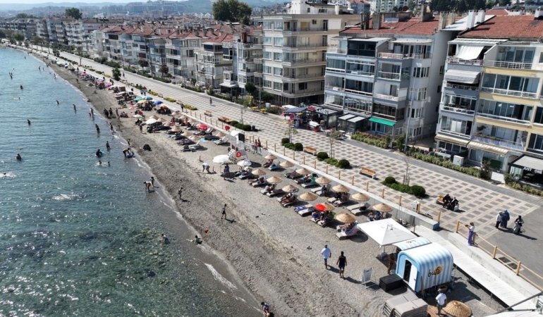 Mudanya-plajlari-yogun-ilgi-gordu-tatilciler-erken-geldi-featured