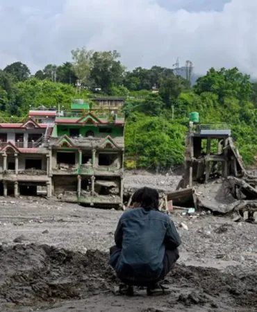 Nepal-Cin-sinirinda-sel-felaketi-olu-sayisi-artiyor-featured