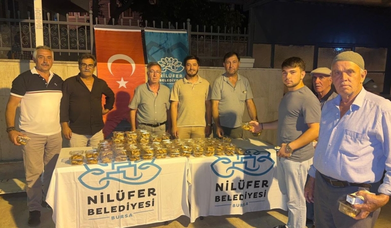 Nilufer-Belediyesi-6-bin-500-kandil-simidini-14-mahallede-dagitti-featured
