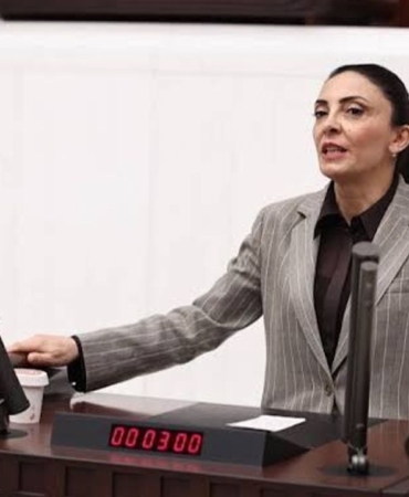 Nurhayat-Altaca-Kayisoglu-cerceve-yasa-imzasini-savundu-featured