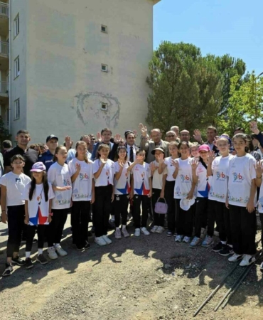 Orhanelinde-yari-olimpik-kapali-yuzme-havuzu-icin-temel-atildi-featured
