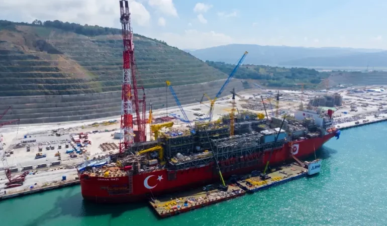 Osman-Gazi-Yuzer-Uretim-Platformu-kritik-asamaya-ilerledi-featured