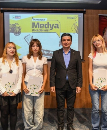 Osmangazi-Medya-Akademisi-mezunlarina-sertifika-verildi-featured