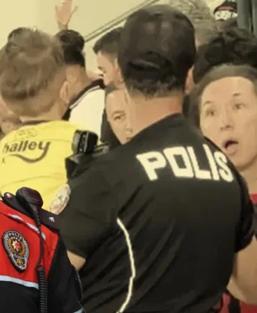 Polis-tribunden-cocugu-kurtardigi-ani-anlatti-featured