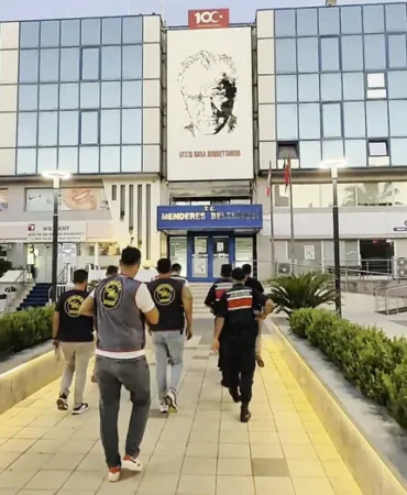 Ruzgar-Sonmez-yakalandi-Menderes-Belediyesi-sorusturmasi-featured