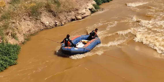 Sanliurfa8217da-otomobil-sulama-kanalina-dusup-surucu-kayboldu-featured