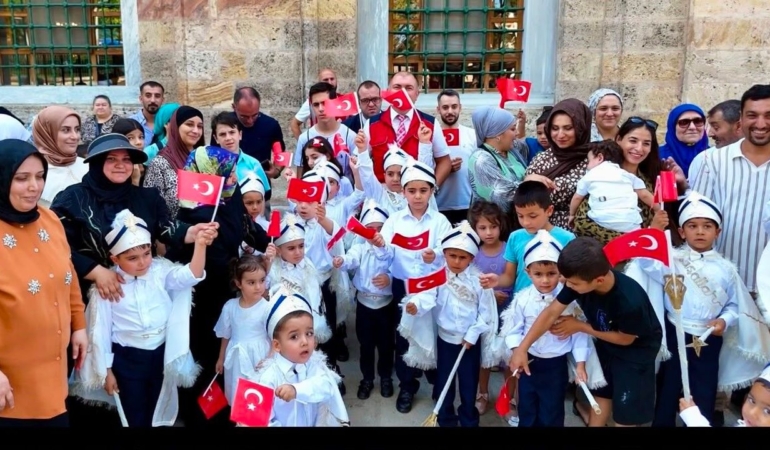 Sultan-II.-Bayezid-vakfiyesiyle-Bursa8217da-530-yillik-sunnet-soleni-featured