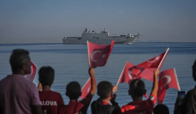 TEKNOFEST-Mavi-Vatan-gemileri-Yalova8217dan-selamlama-yapti-featured