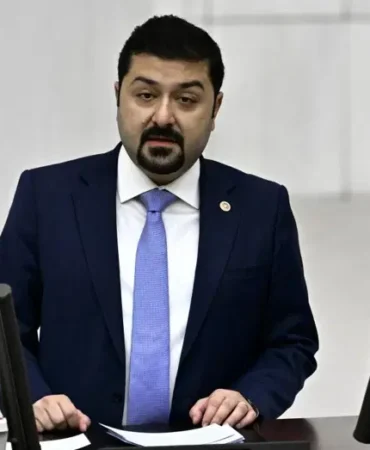 Taciz-iddiasiyla-gundemde-CHP8217li-Yazgan-icecege-ilac-mi-karisti-featured