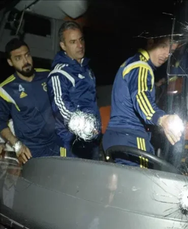 Trabzon8217daki-2015-Fenerbahce-otobus-saldirisi-5-gozalti-featured