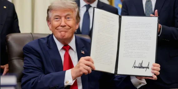 Trump-dogumla-vatandasligi-kisitlayan-yeni-kararnameleri-imzaladi-featured