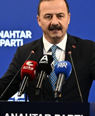 Yavuz-Agiralioglu-KRT-programinda-Ocalan-vurgusu-featured