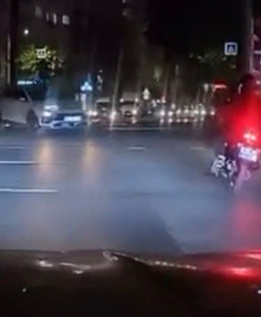 Yildirim8217da-isik-ihlali-sonrasi-otomobil-motosiklete-carpti-featured