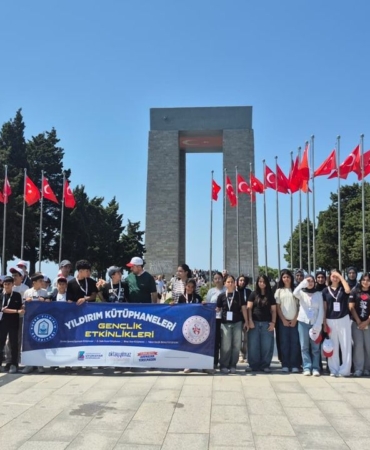 Yildirim8217dan-76-genc-Canakkale8217yi-ziyaret-etti-featured