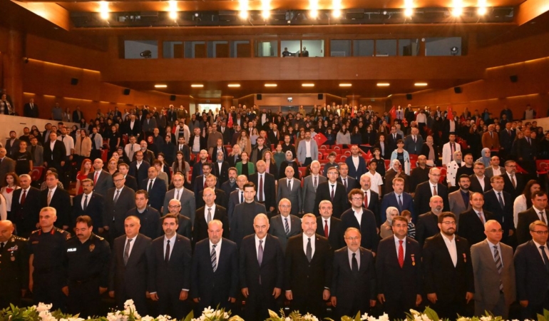 15-Temmuz-yarismalarinin-Turkiye-finali-Bursada-gerceklesti-featured