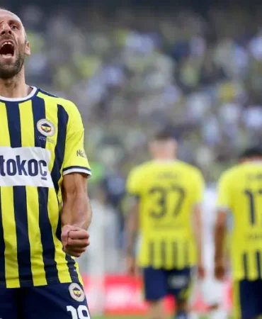 21-Eylul-spor-mansetlerinde-Fenerbahce-ve-Salah-one-cikti-featured