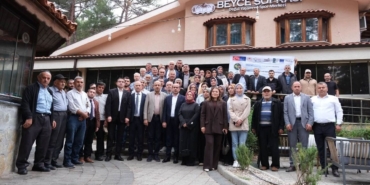 AK-Parti-Orhanelinde-mahalle-baskanlari-bulustu-featured
