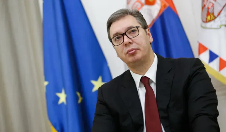 Aleksandar-Vucic-istifa-etti-Sirbistan-secime-gidiyor-featured