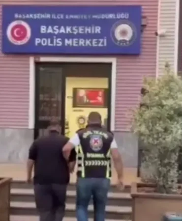 Ambulansa-yol-vermeyen-22-yasindaki-surucu-yakalandi-featured