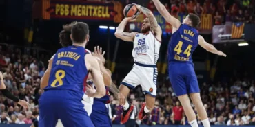 Anadolu-Efes-Barcelona-deplasmaninda-one-gecti-ama-kaybetti-featured