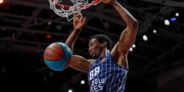 Anadolu-Efes-Barcelona-deplasmaninda-sezonu-aciyor-featured
