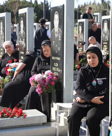 Azerbaycan-Karabag-sehitlerini-6.-yilinda-andi-featured