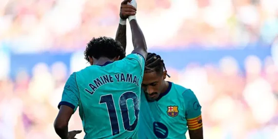 Barcelona-Levante8217yi-4-2-yenerek-ligde-liderligini-pekistirdi-featured