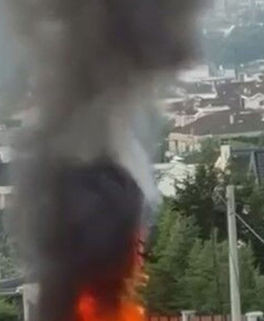 Bursa-Osmangazi8217de-park-halindeki-otomobil-alev-aldi-featured