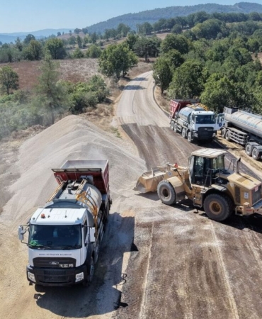 Bursa8217nin-4-ilcesinde-325-km-yol-yenileniyor-featured