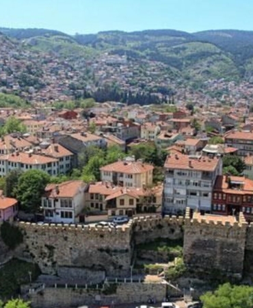 Bursada-pazar-gunu-kuvvetli-yagis-uyarisi-featured