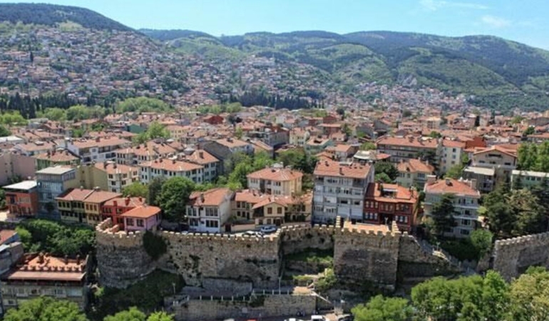 Bursada-pazar-gunu-kuvvetli-yagis-uyarisi-featured