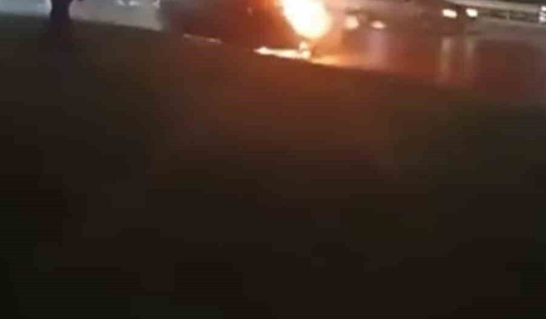 Bursada-seyir-halindeki-otomobilde-yangin-cikti-featured