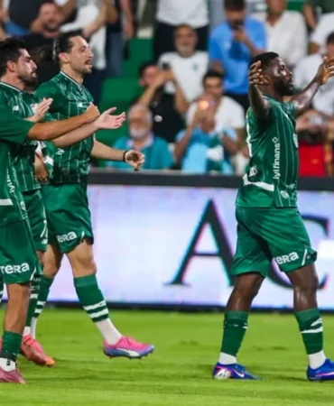 Bursaspor-Istanbulspor-macinda-seriyi-surdurmeyi-hedefliyor-featured
