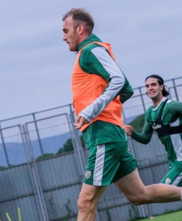 Bursaspor-gunu-cift-idmanla-tamamladi-featured