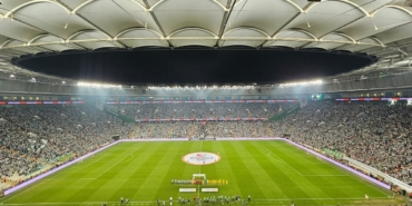 Bursaspor-tribunlerinde-40-bin-480-taraftar-destek-verdi-featured