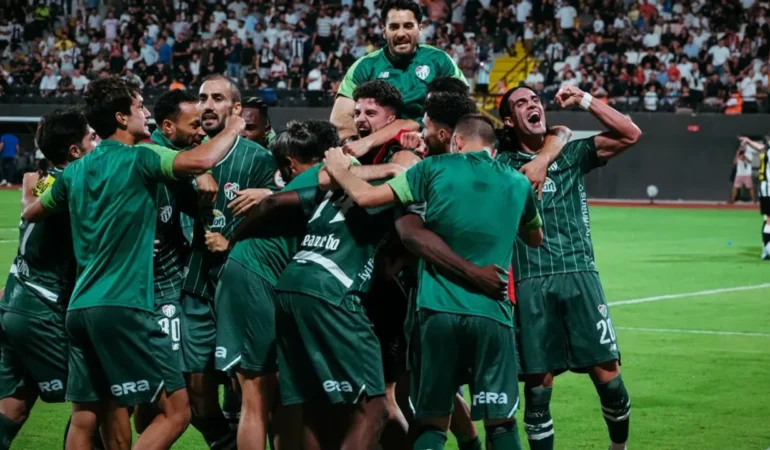 Bursaspor-zirve-icin-sahaya-cikiyor-featured