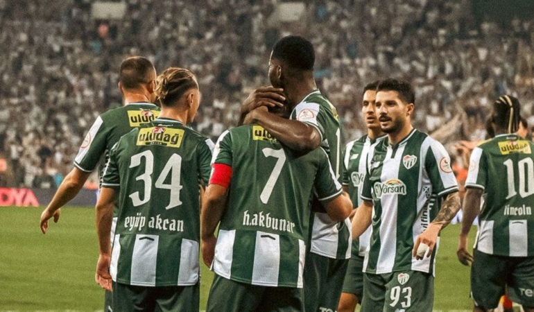 Bursasporda-Halil-Akbunar-icin-4-haftalik-sakatlik-featured