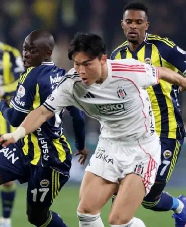 CANLI-Fenerbahce-ile-Besiktas-Kadikoy8217de-karsilasiyor-featured